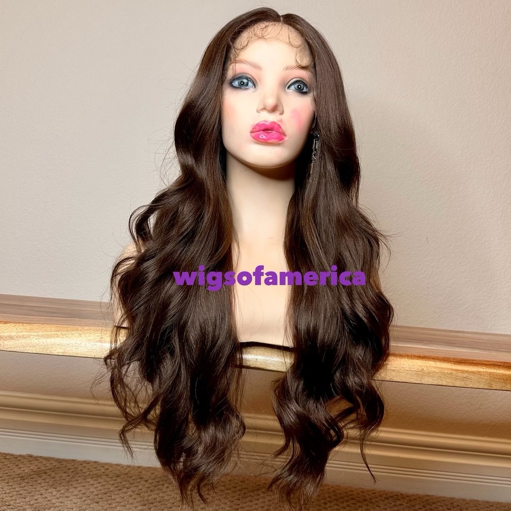 Brown wig lace front middle part 32 inch long heat ok